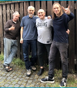 f37186b557e4858a054d6182ab980a1